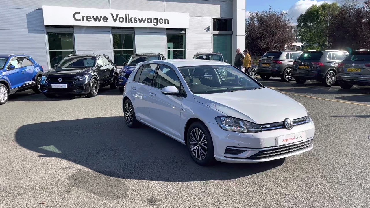Approved Used Volkswagen Golf SE Nav 1.5TSI 130PS in White Silver - DC68XNH