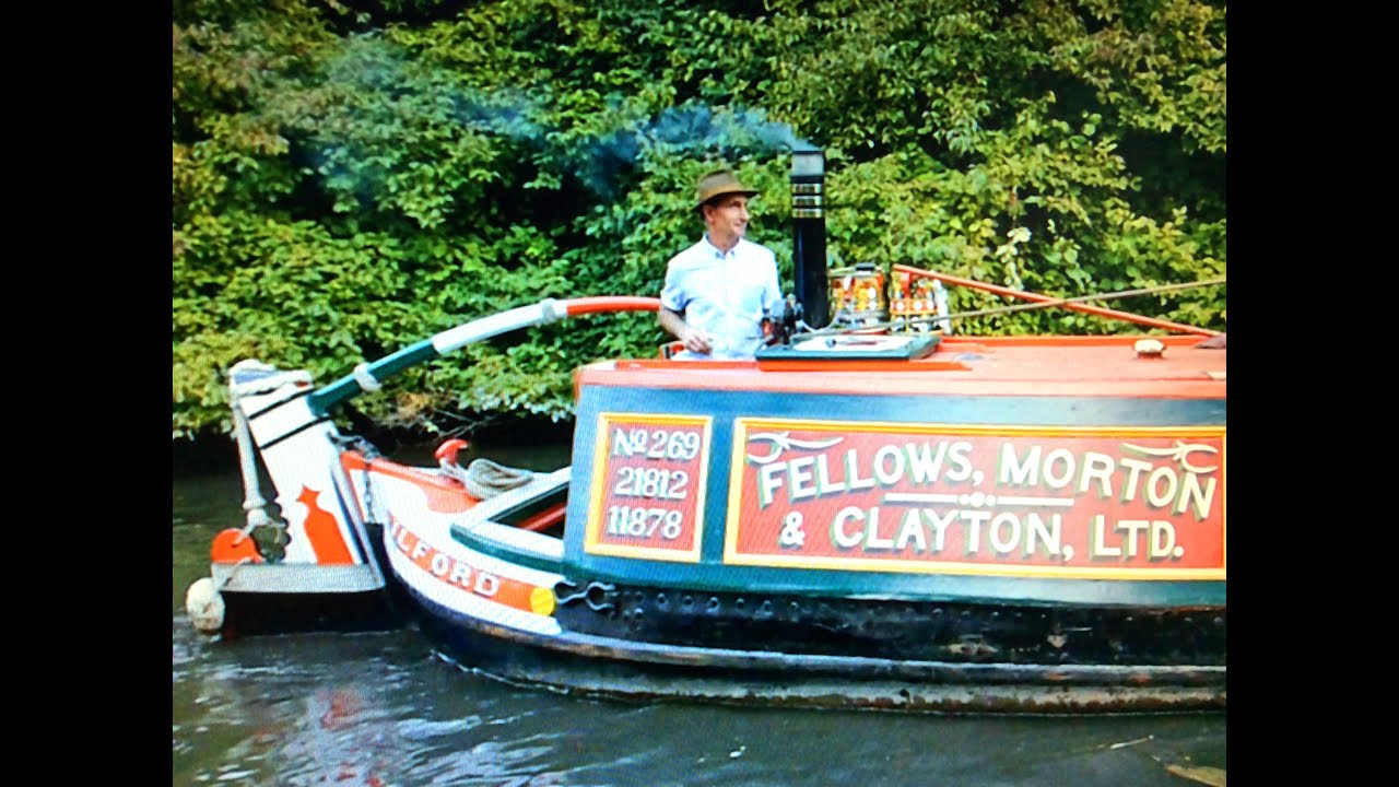 Working canal narrowboats long line - Ilford & Aquarius