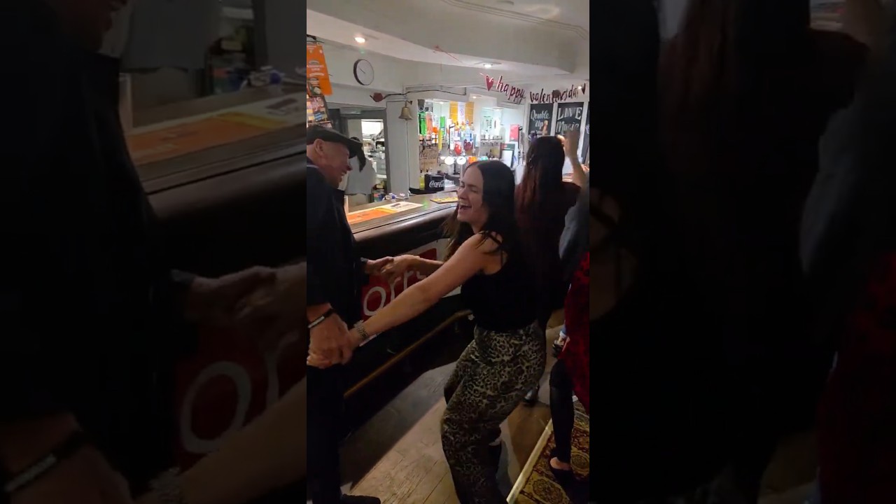 PROPER PUB - Dance Laugh Sing Drink and be Merry - British Local Pub Experience