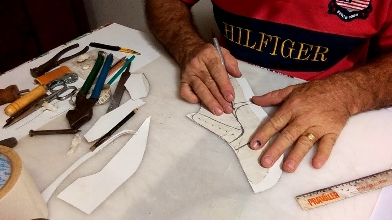 Modelagem e Construção de Calçados (parte 2) Destacando Peças da Bota