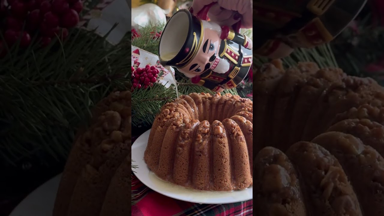 Домашний ромовый кекс с ромовой глазурью. Рецепт в комментариях. #рождественскиедесерты