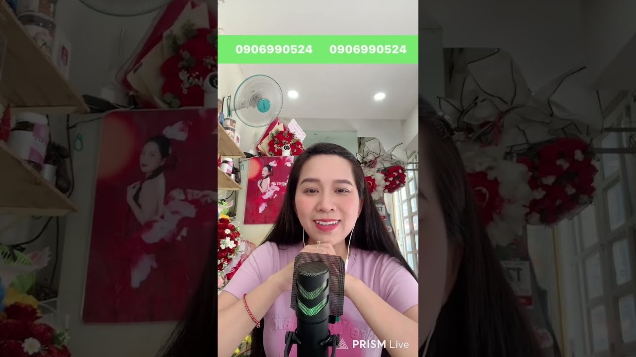 Hồng Phượng livestream giao lưu khán giả trưa 18/3/2026
