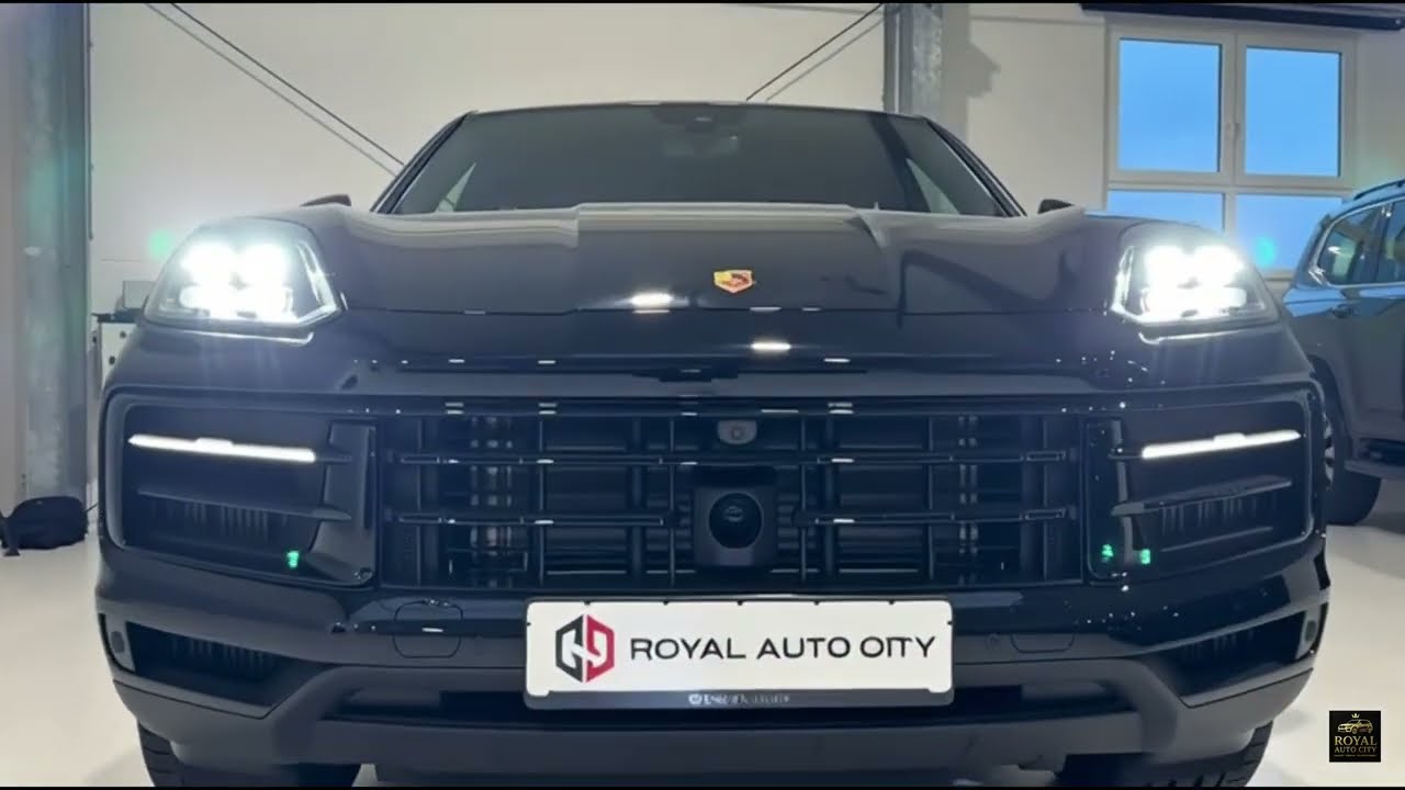 NEW 2025 Porsche Cayenne - Interior and Exterior Walkaround
