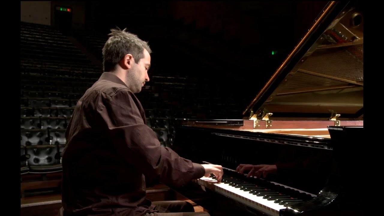 In Performance: Peter Jablonski plays Chopin, Mazurka, Op. 17 No. 4