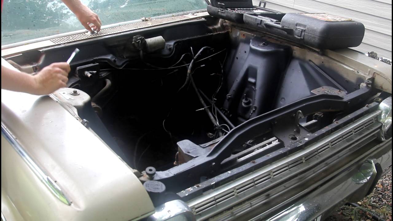 VLOG #2 - 1966 AMC Rambler Classic Rebel - Progress in the Bay