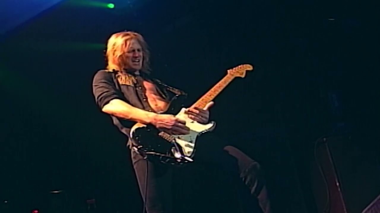 Dio - Man On The Silver Mountain / Guitar Solo / Long Live Rock 'N' Roll (Live in NYC)