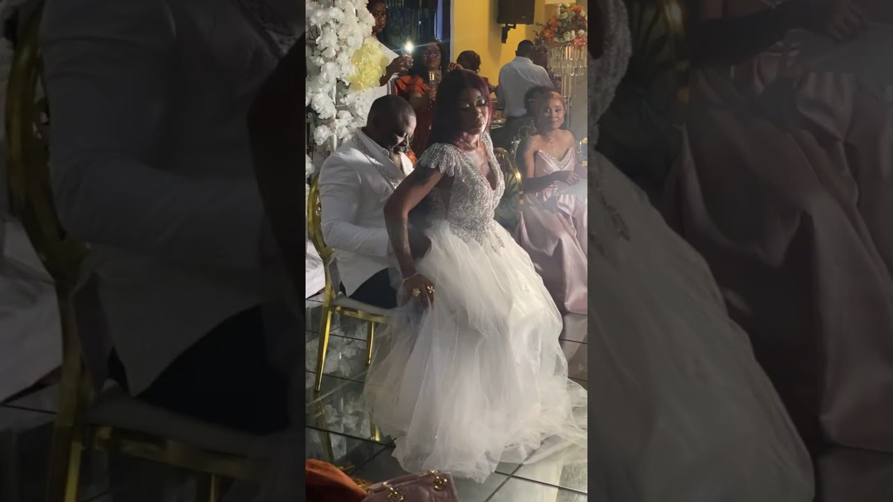 Belle soirée félicitations encore au couple 