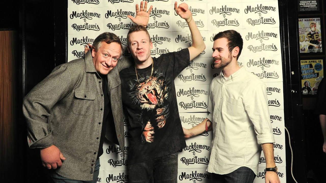 MACKLEMORE X RYAN LEWIS - 2011 PIZZA PARTY PHOTOBOOTH