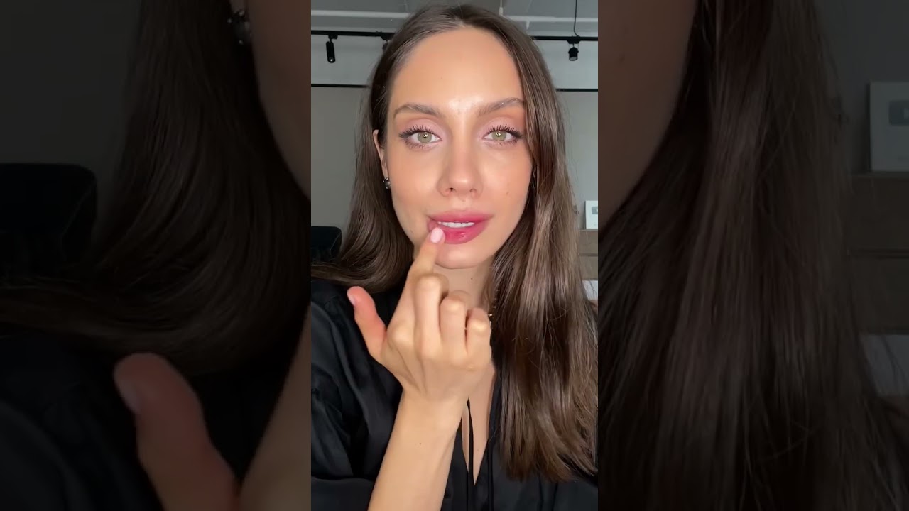 БЮДЖЕТНАЯ НОВИНКА ДЛЯ ГУБ ЗА 250 РУБЛЕЙ ❤️&zwj;🔥 ЭТО ОГОНЬ!