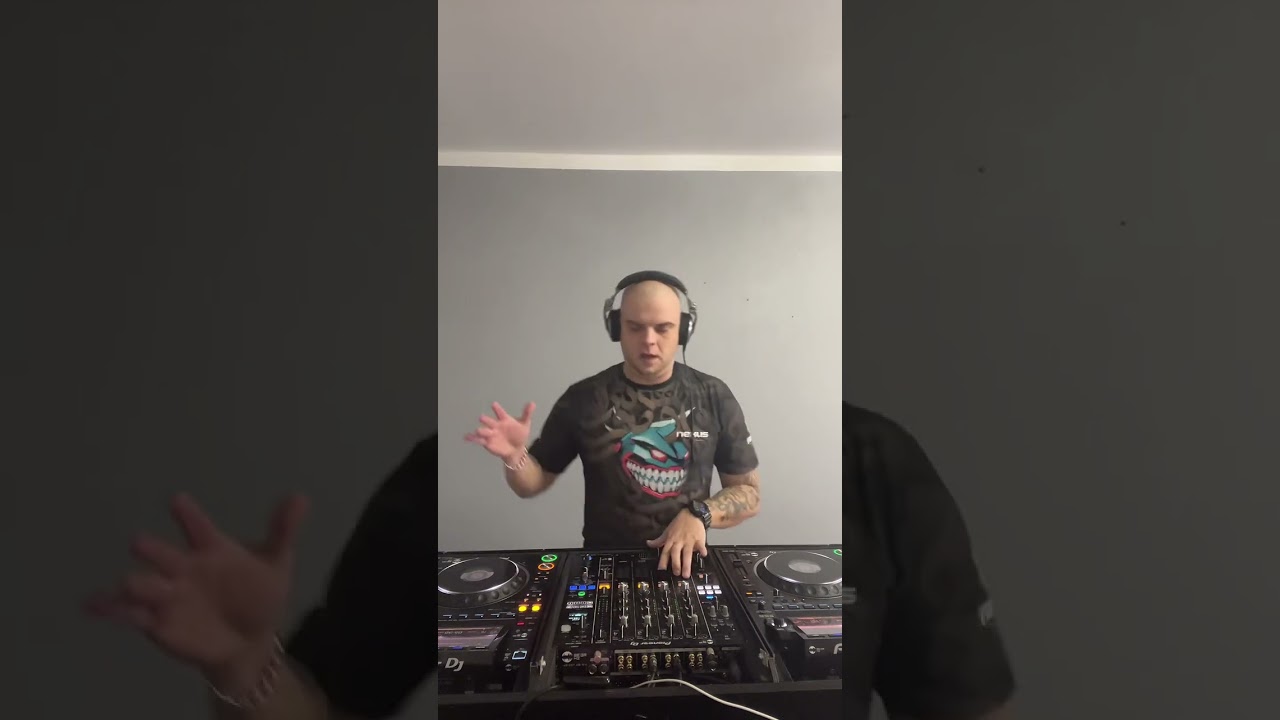 Retro Party (NeXuS In The MiX)