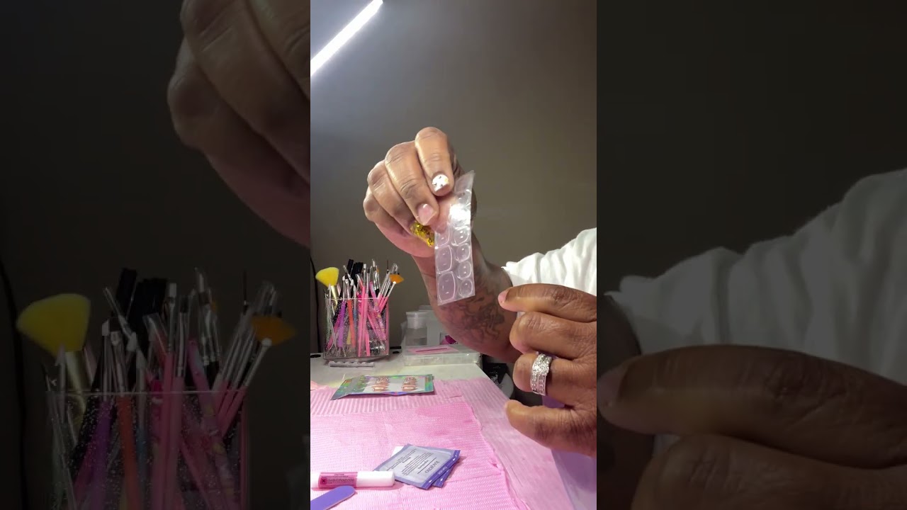 PACKAGING MY FIRST PRESS ON  ORDER #pov #contentcreator #nailart #cutenails #packaging #nails #fyp