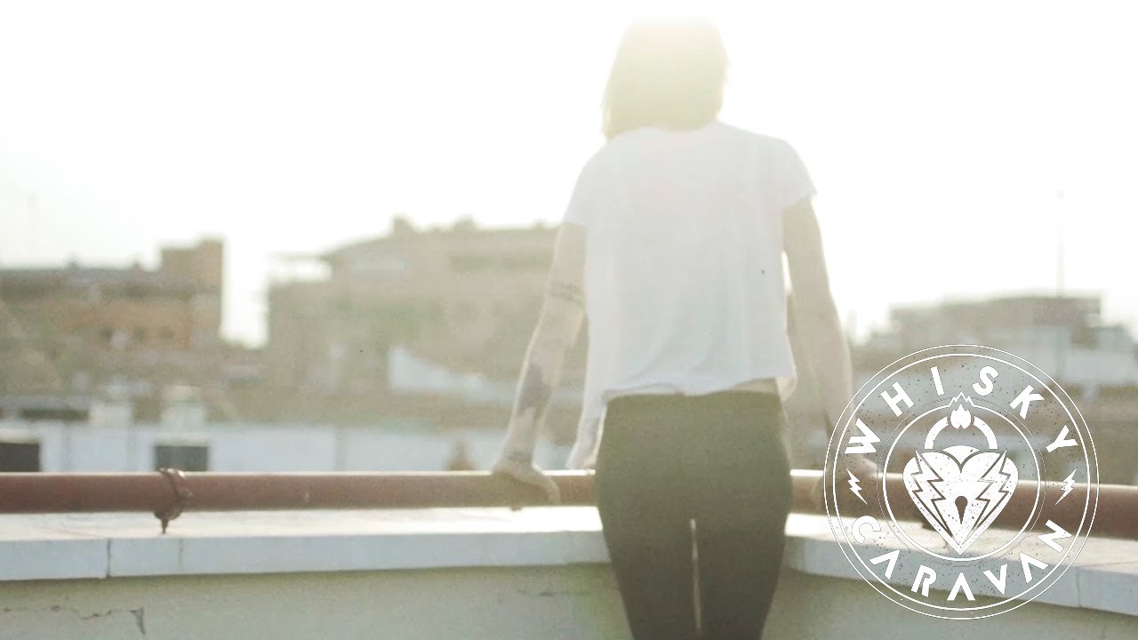WHISKY CARAVAN - Días De Niebla