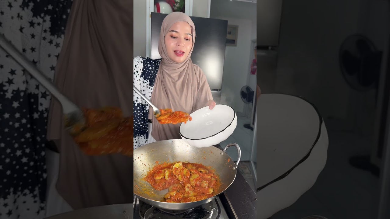 Masak sambal jengkol dan aneka lalapan