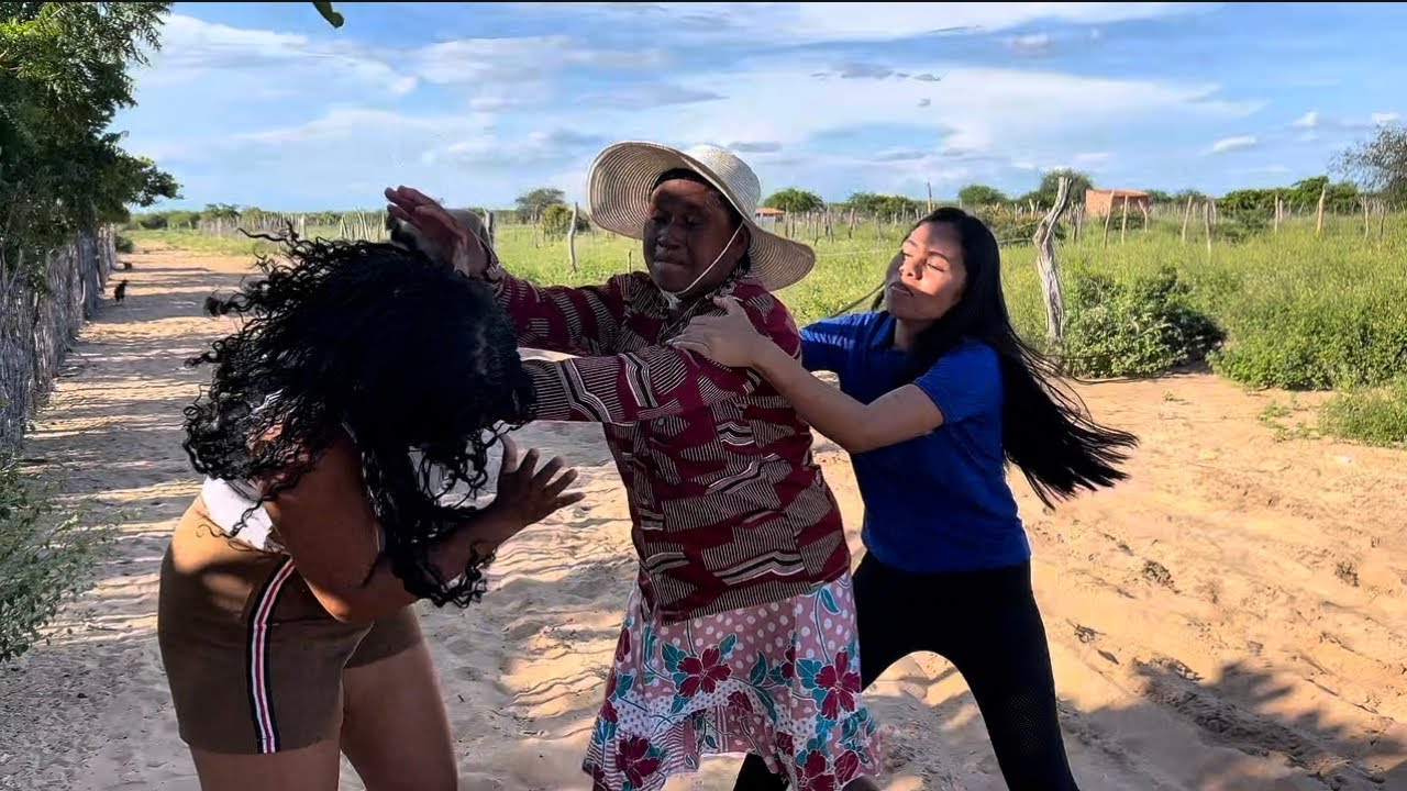 Ela Trabalhou a Vida Toda na Fazenda — Quando Ganhou as Terras, Virou Alvo de Inveja