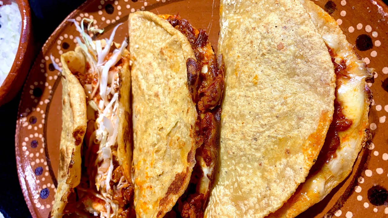 QUESADILLAS DE CHICHARRON PRENSADO || COMO LAS DEL MERCADO