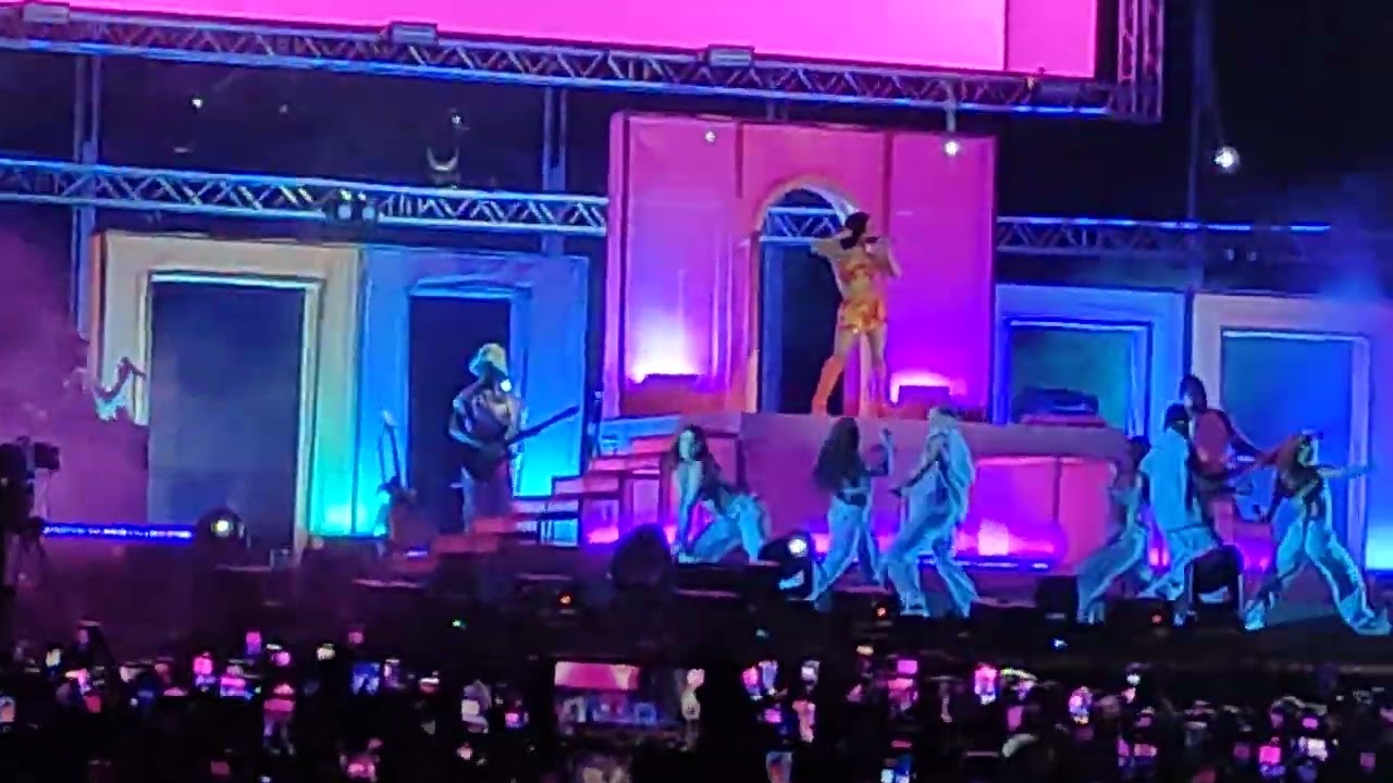 BECKY G DALE MIXX MONTERREY