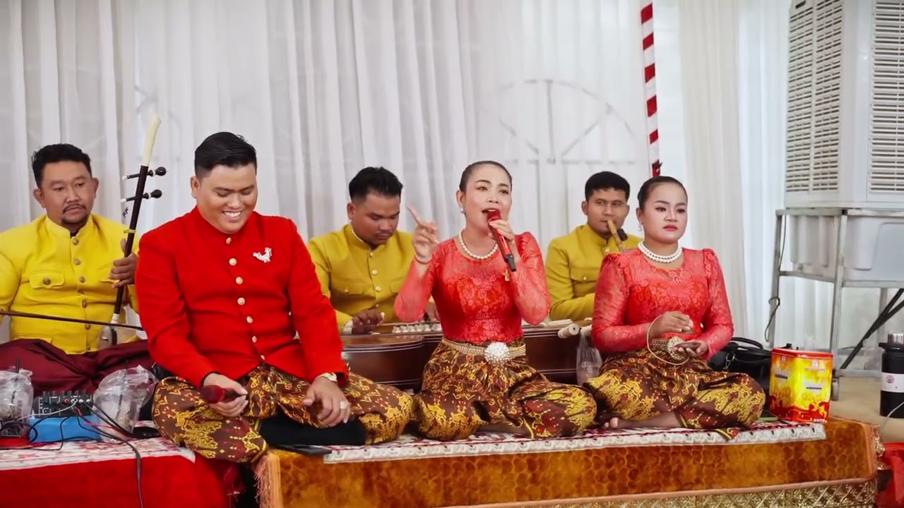 បទ ស្ដើងអើយស្រីស្តើង ឆ្លើយឆ្លងដោយលោក សែម ផល្លា & បងស្រី តុប