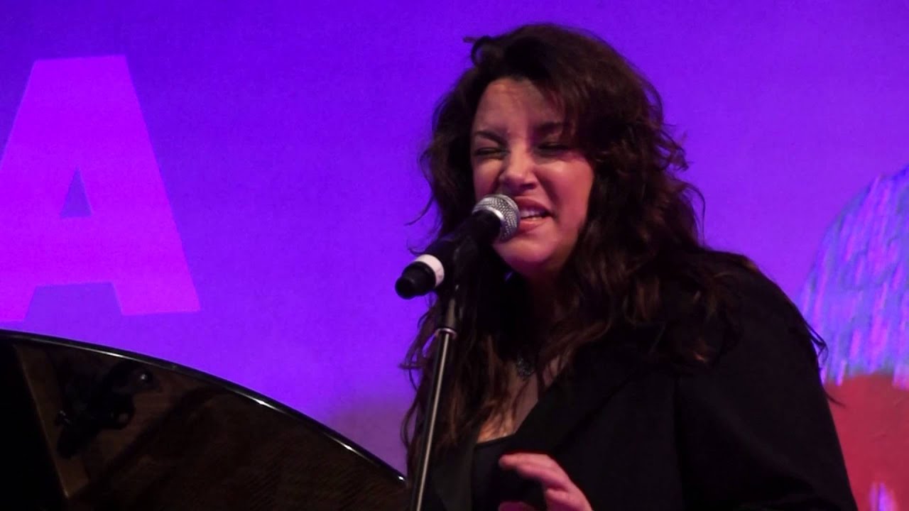 Ana Carolina & Chiara Civello - Eu sei que vou te amar (Carrara, 7 Settembre 2013)