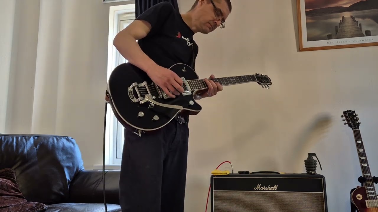 Gretsch electromatic G5230t guitar. Marshall Bluesbreaker. Rodenberg bl800.