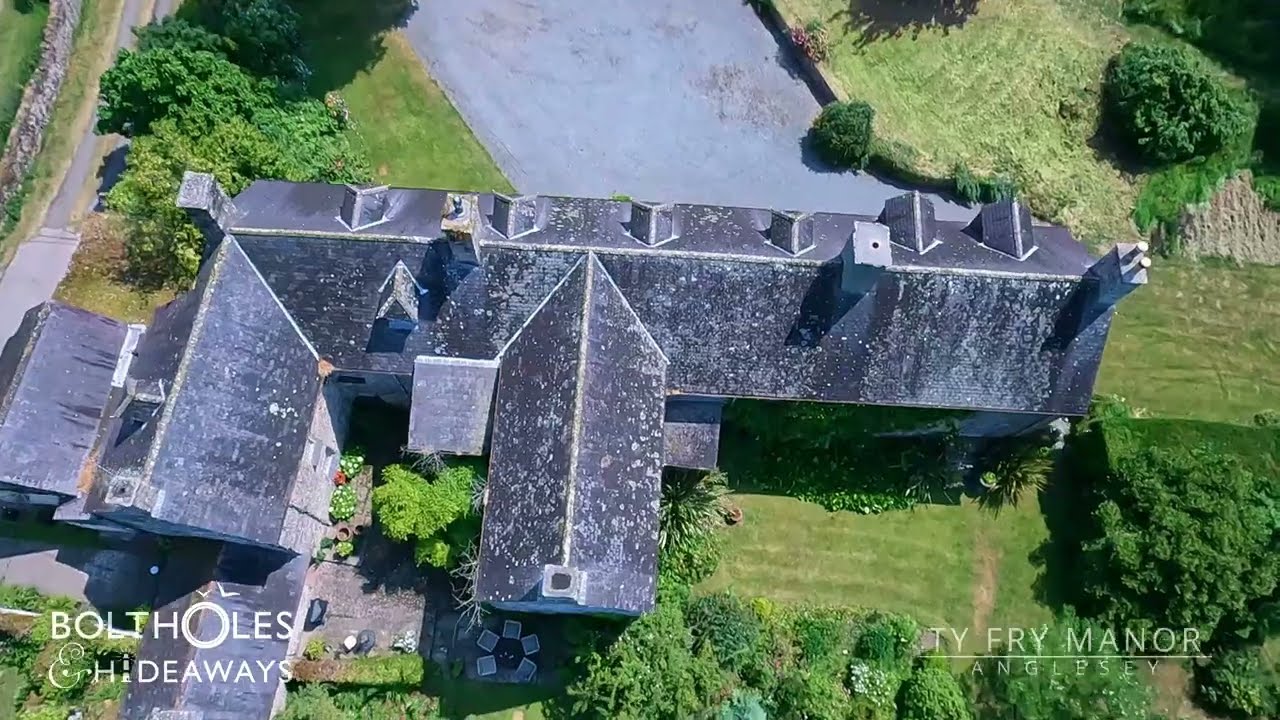Ty Fry Manor