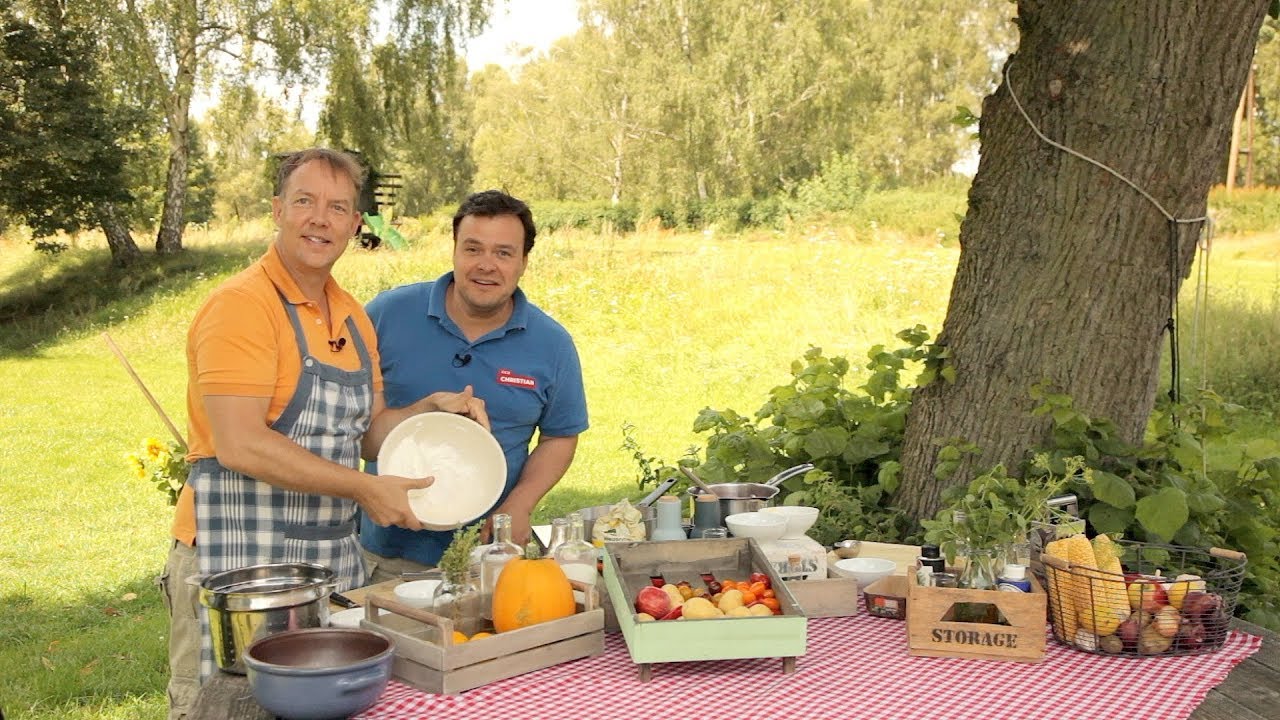 Blaubeersuppe und Blaubeer-Pfannkuchen zum Nachkochen | leckerlogisch.