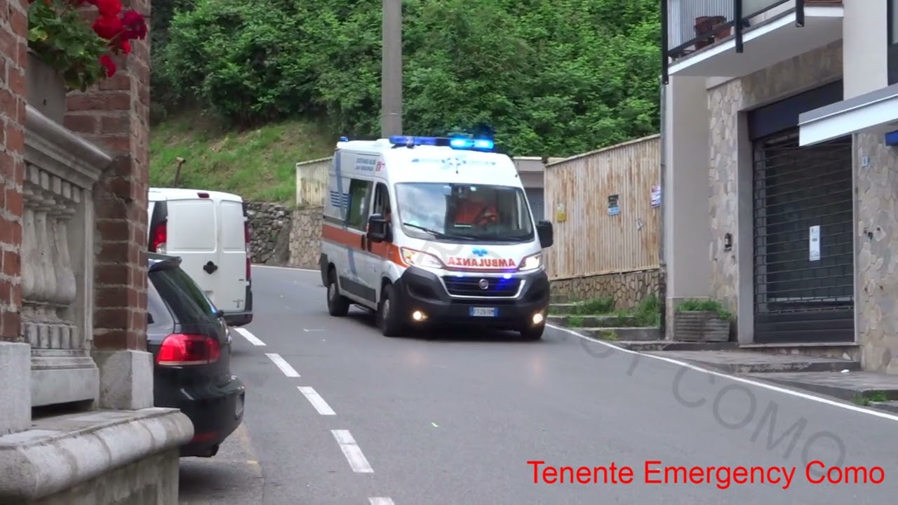 Passaggio ambulanza Croce Bianca Besana in sirena