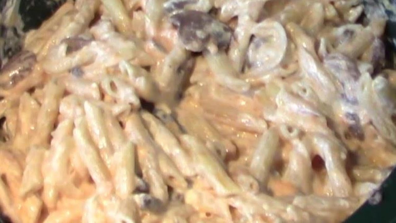 Crock Pot Mac & 3 Cheese Mushroom Melt