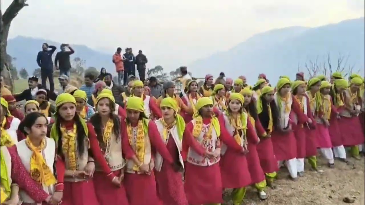 ध्याणी् रूहिणी की जोरदार प्रस्तुति #pahadi #amazing #amazingfacts