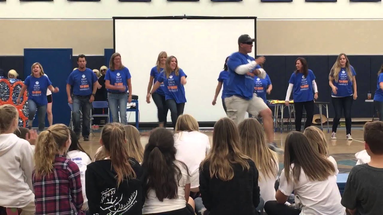 Colina Middle 7th grade lip sync 2015