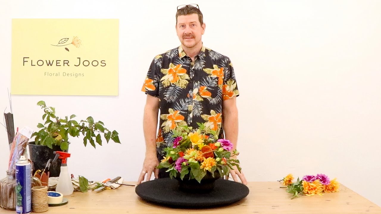 How To Make A Pot Of Autumn Flowers With Pumpkin Detail
