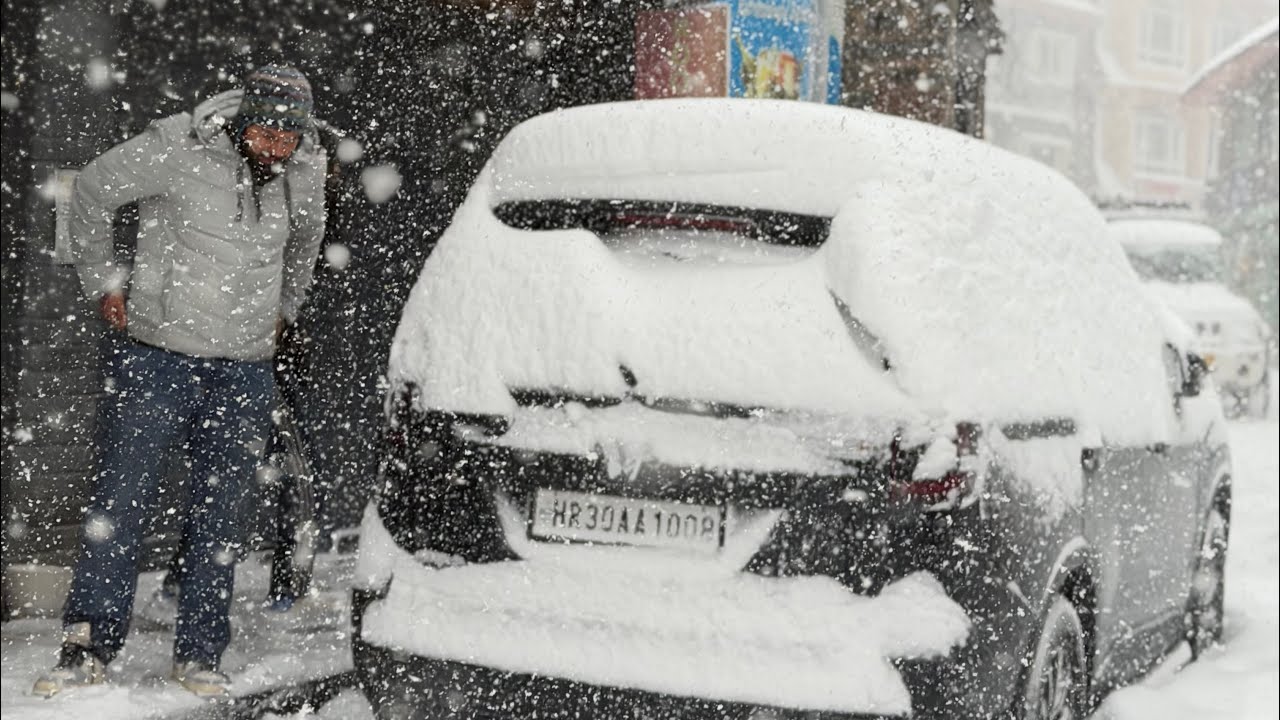 Heavy snowfall in kufri 🥶 | Bure Fas Gaye yahan toh | Scorpio N drive in Snow| theindianoverlander