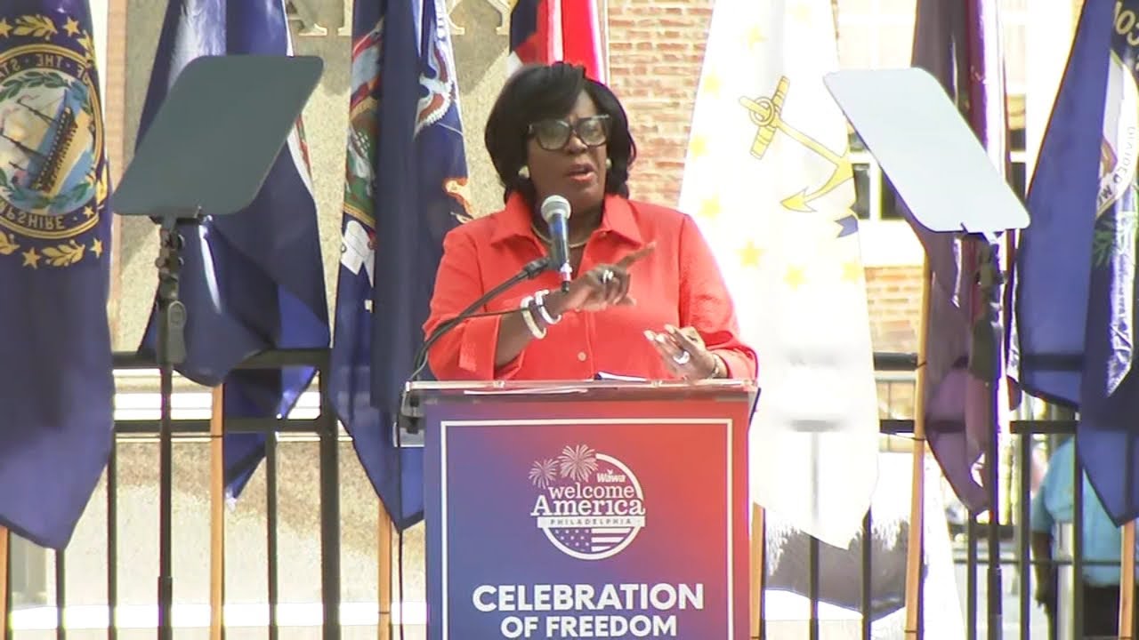 Mayor acknowledges strike while kicking off July 4th festivities