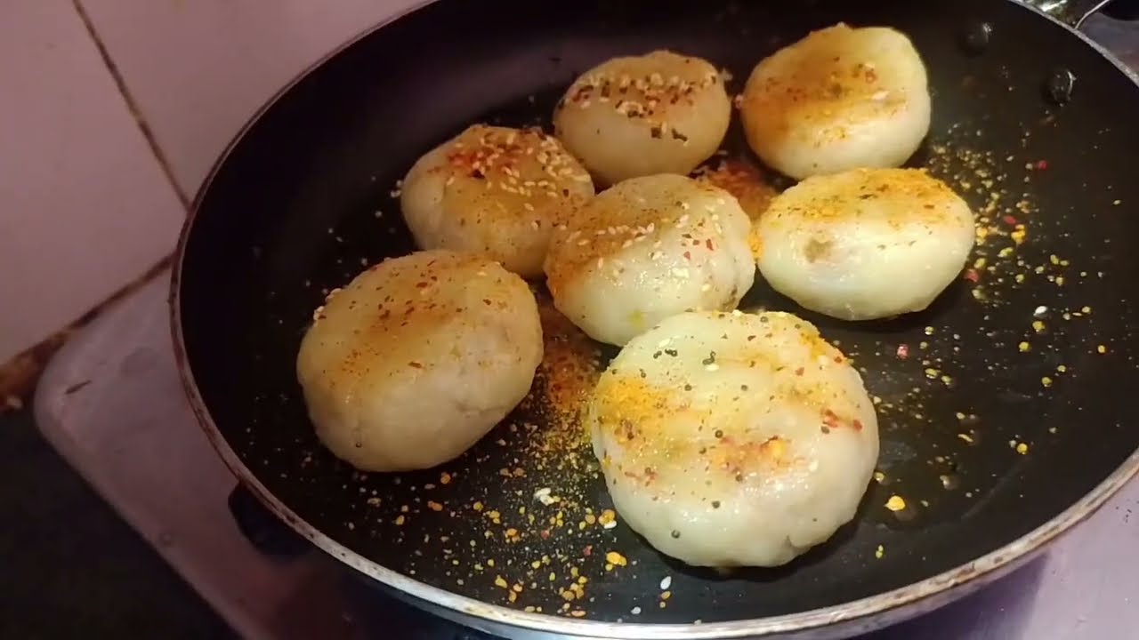Soft & Fluffy Suji stuffed Buns recipe