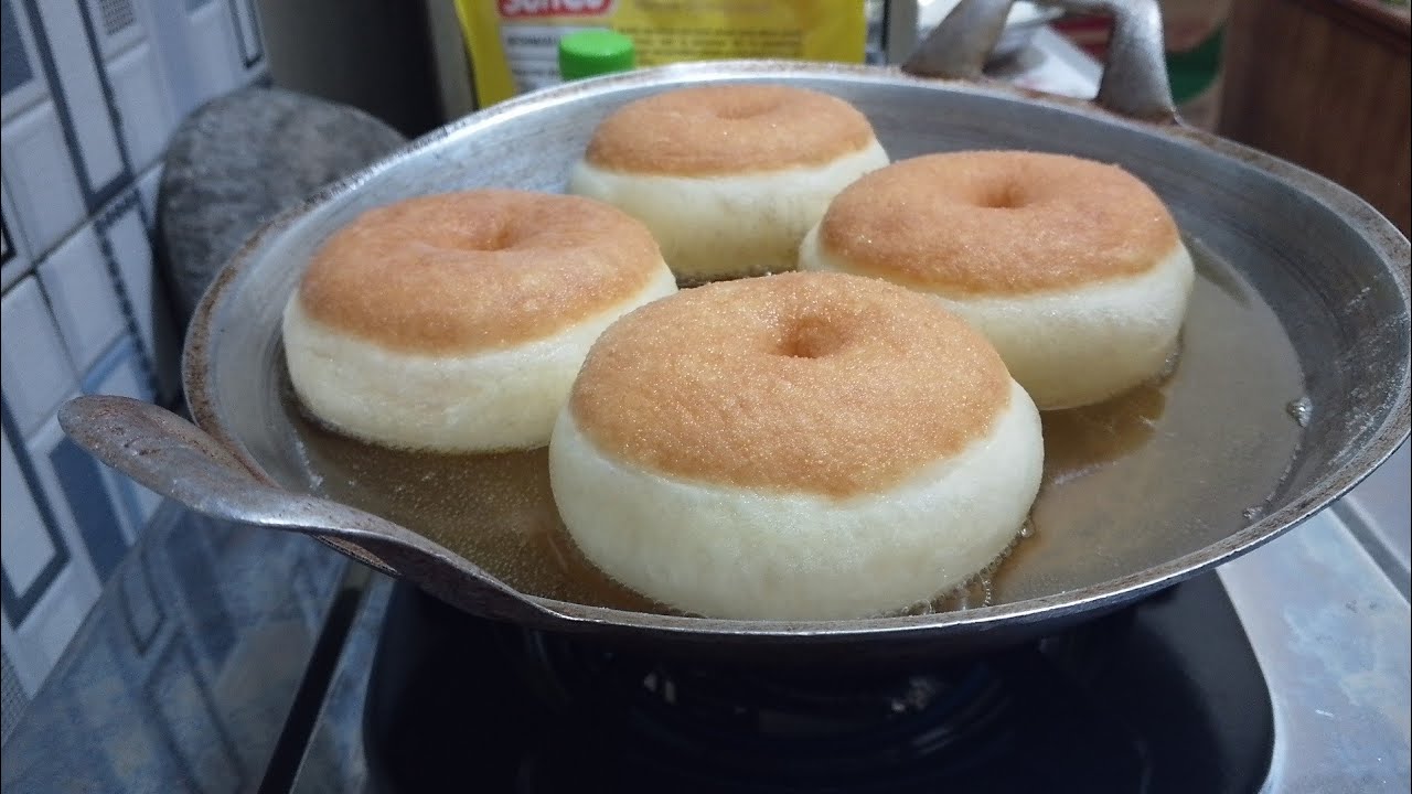 RESEP DAN TIPS BIKIN DONAT EMPUK LEMBUT SERAT HALUS DAN HASILNYA BESAR