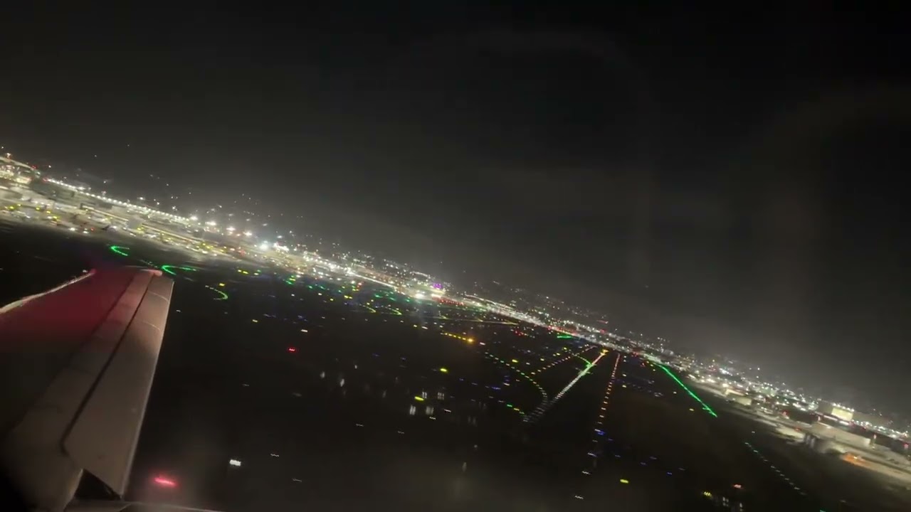 United A320 Takeoff SFO 1R on the NIITE3 departure with downtown views