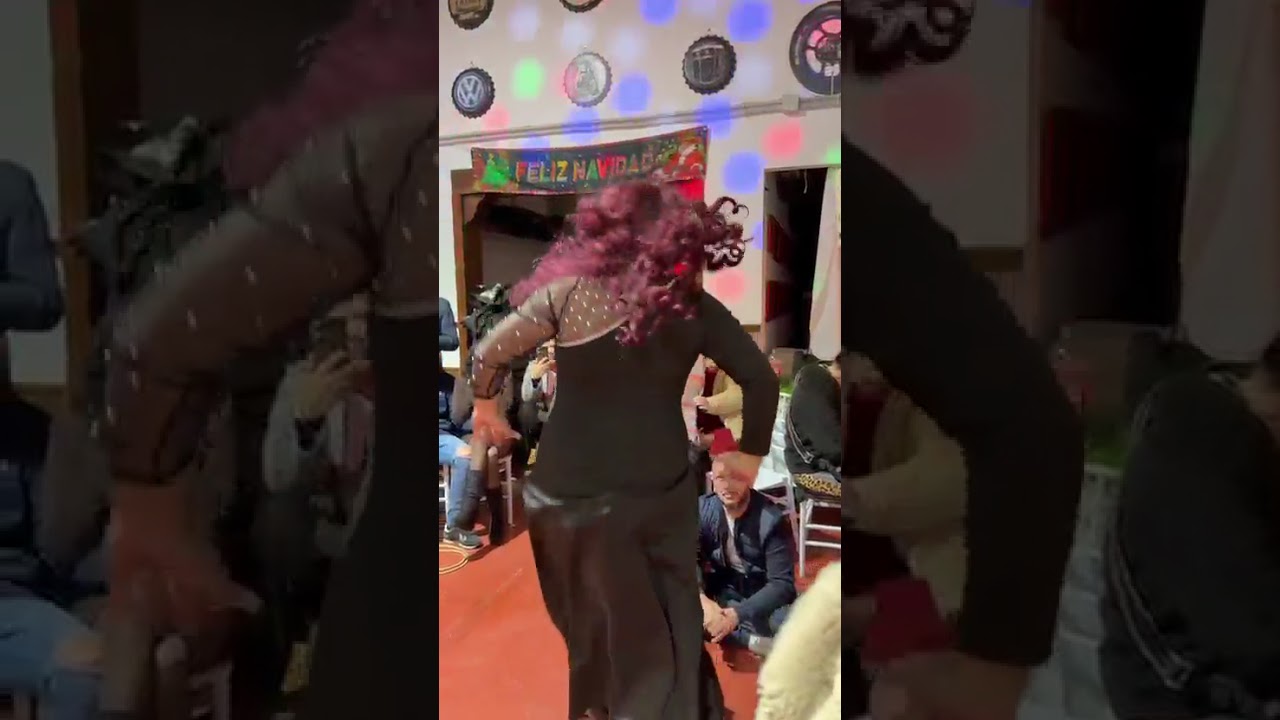 La Muñecota. Silvana la Diosa en puesta de largo de Triniá. 