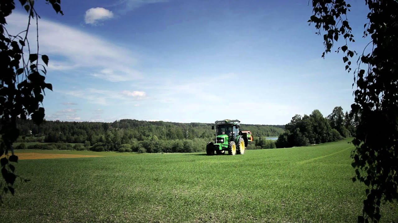 Site specific fertilizer spreading with Yara N-Sensor in Finland