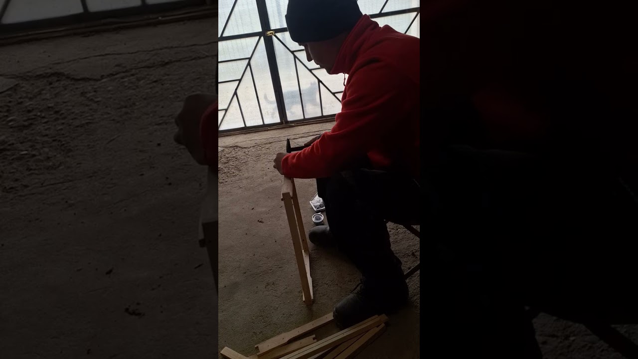 Asamblare rame tradițional .