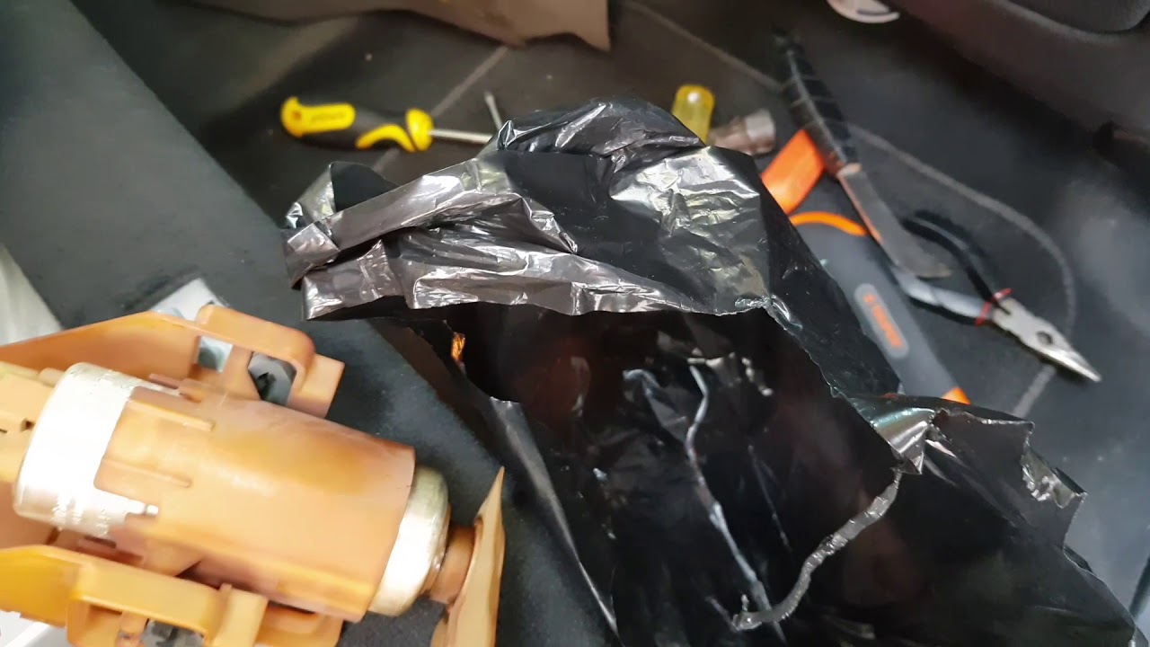 CAMBIO DE BOMBA DE GASOLINA BMW X5 2003