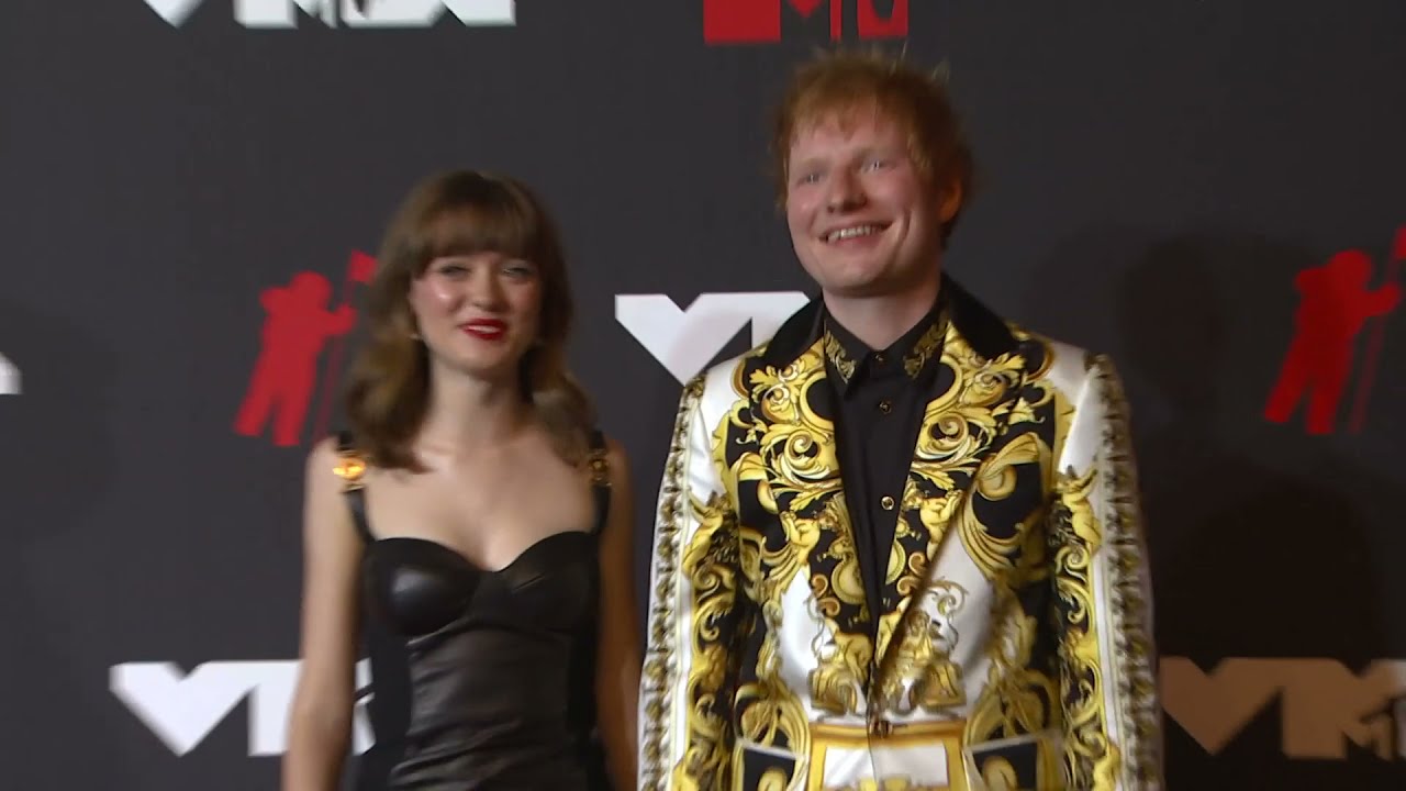Maisie Peters & Ed Sheeran @ Red Carpet MTV VMAs 2021