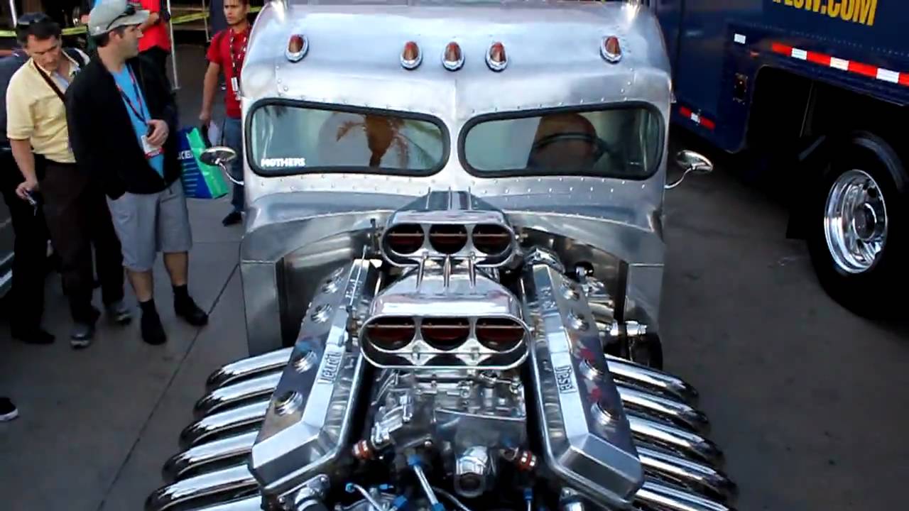 Jay Leno's Insane 1960 Peterbilt Hotrod Truck called Piss'd Off Pete showing off for the crowd!