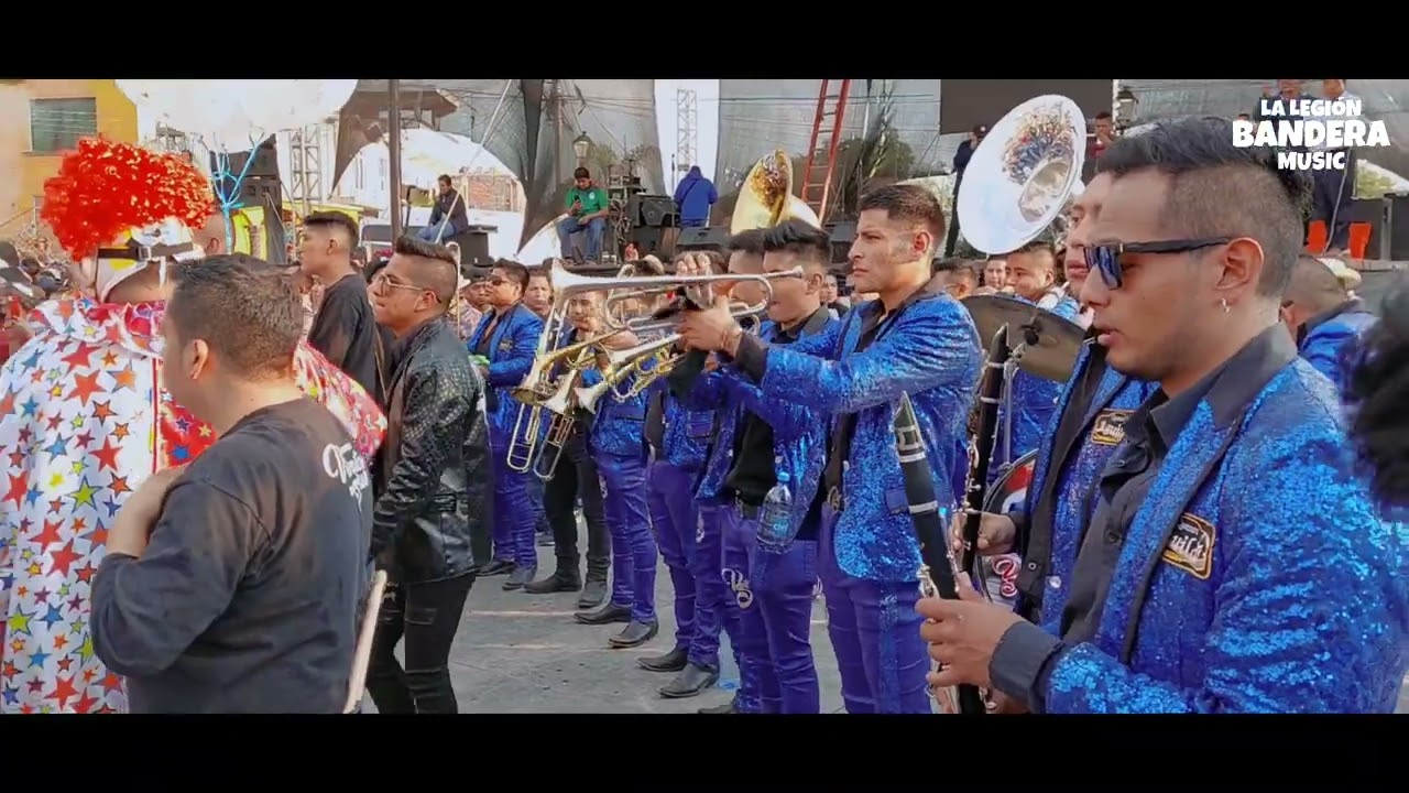 Chuntaro Style - Banda Vientos Del Sur En La Gran Carnavaleda De La Lira