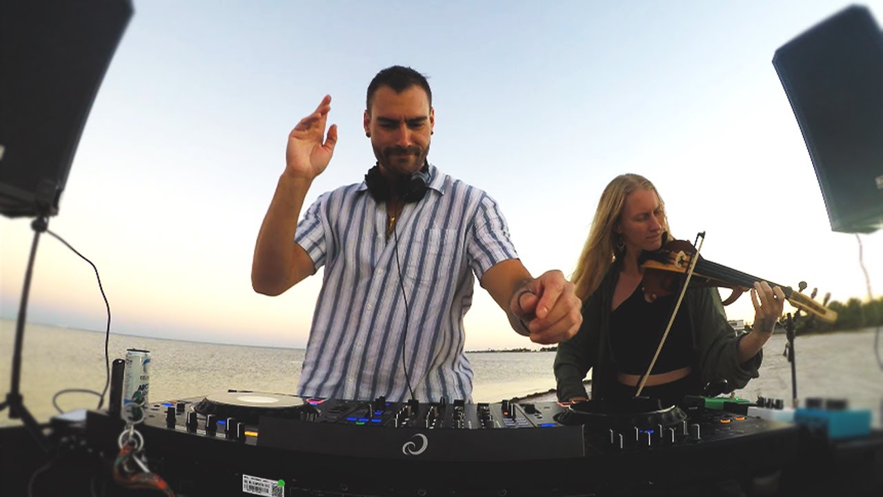 Sunset Beach House Music Mix - Live Violin & DJ House Set | Codezero x Violuna