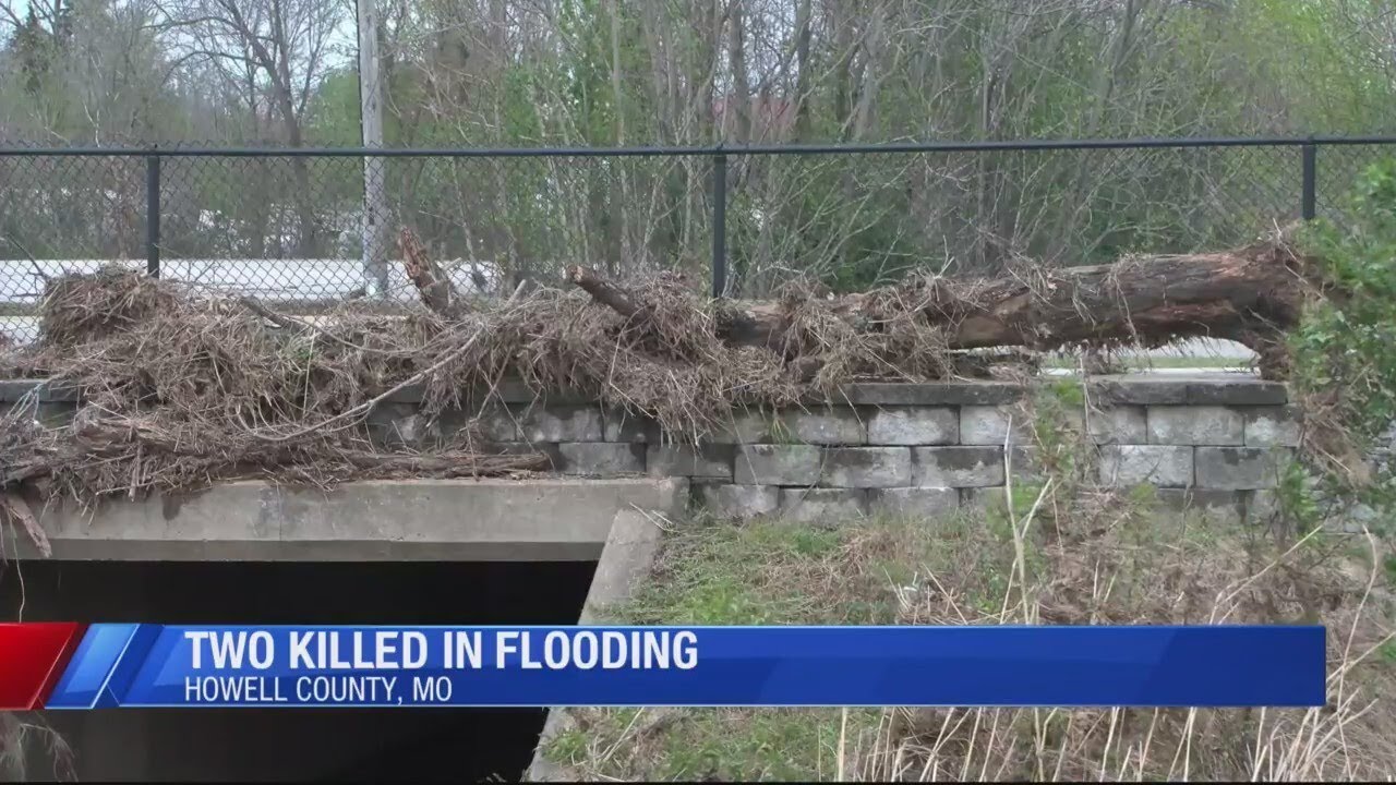 Two killed in flooding in Howell County