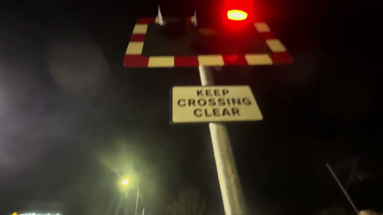 Noose Lane Level Crossing (West Mids) *Major Malfunction*
