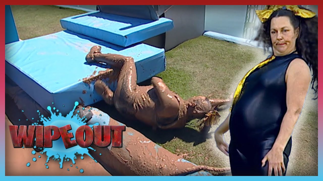 Mum Does Her Best To Embarrass The Kids | Wipeout