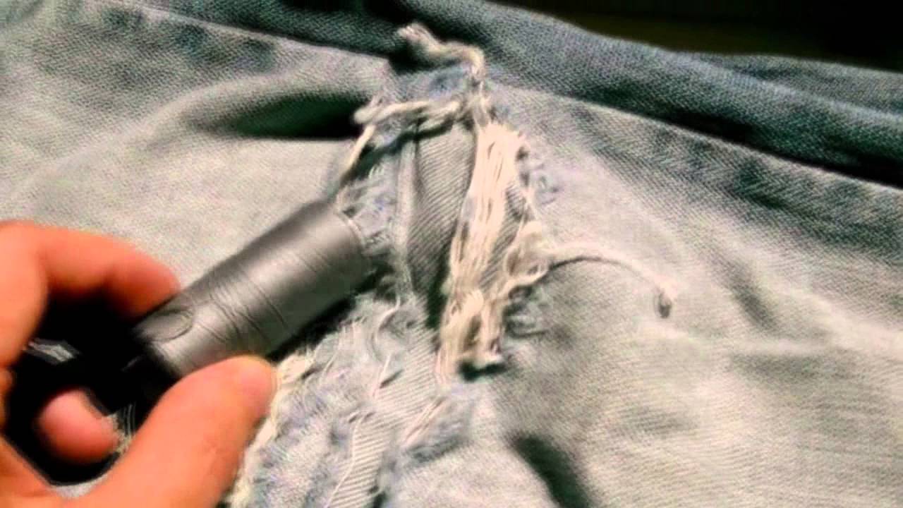 R&eacute;parer un jeans d&eacute;chir&eacute; , l' astuce d'Annid&eacute;e