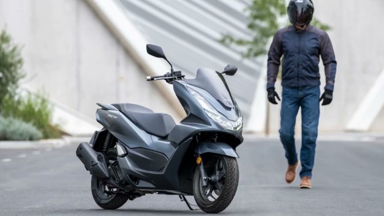 2022  Honda  PCX 125  Scooter  Economic Urban Version