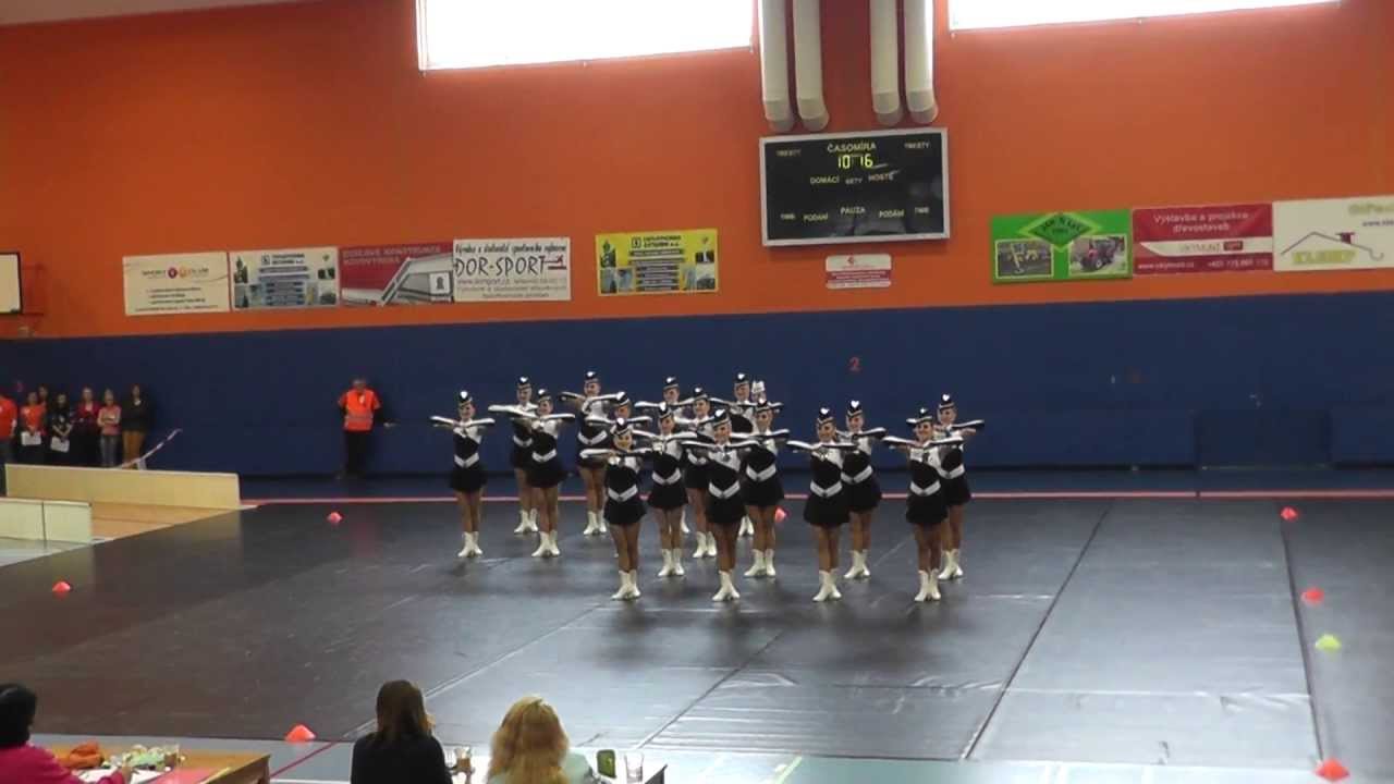 Dixi Karviná-Doly - seniorky baton - MAC