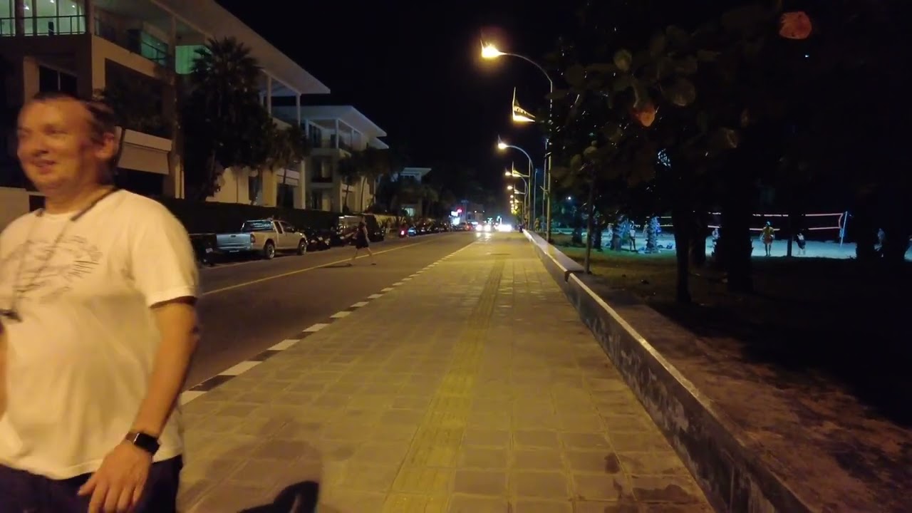 Karon,  Phuket,  night walk,  desember 2022